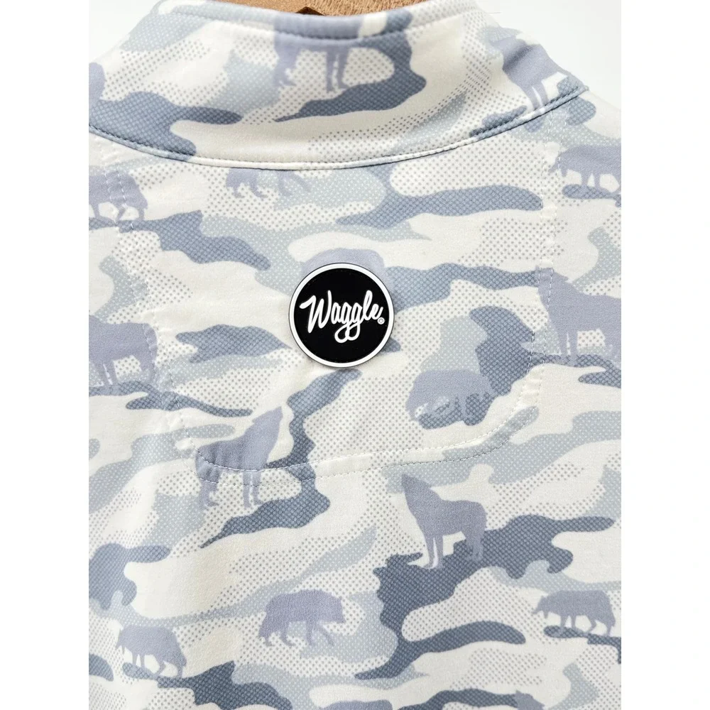 Waggle Golf Quarter Zip Pullover Mens Medium Grey White Wolf Camo Performance‎